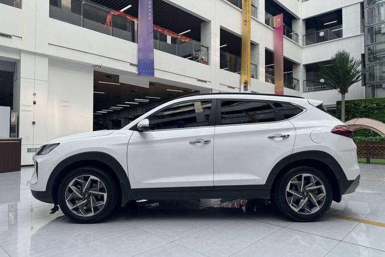 Used Hyundai Tucson 2019 280TGDi Dual-Clutch Two-Wheel Drive Fashion Edition China VI Standard
