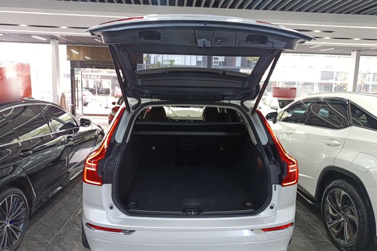 Used Volvo XC60 2021 T5 4x4 Smart Luxury Edition