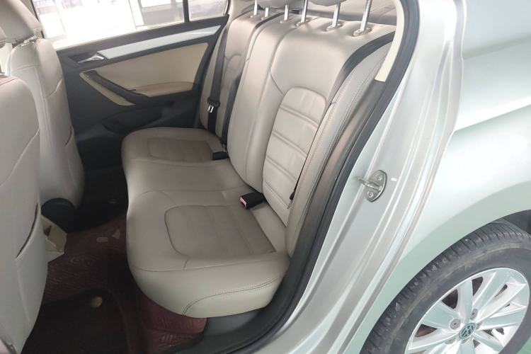 Used Volkswagen Jetta 2015 1.6L Automatic Comfort Model
