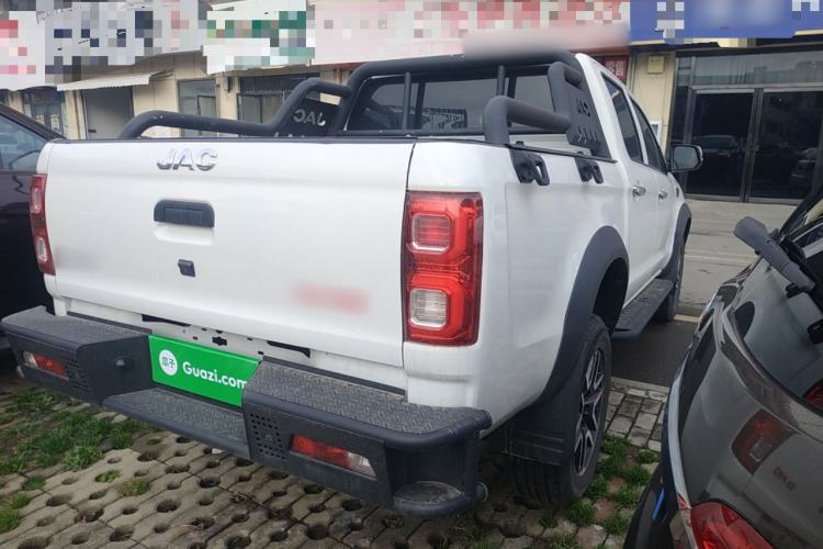 Used  T8 2021 2.0T PRO Diesel Two-Wheel Drive Sharp Edition Standard Dual HFC4DB2-2E