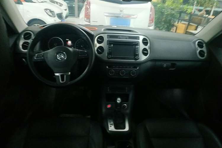 Used Volkswagen Tiguan 2015 1.8TSI Automatic Two-Wheel Drive Luxury Model
