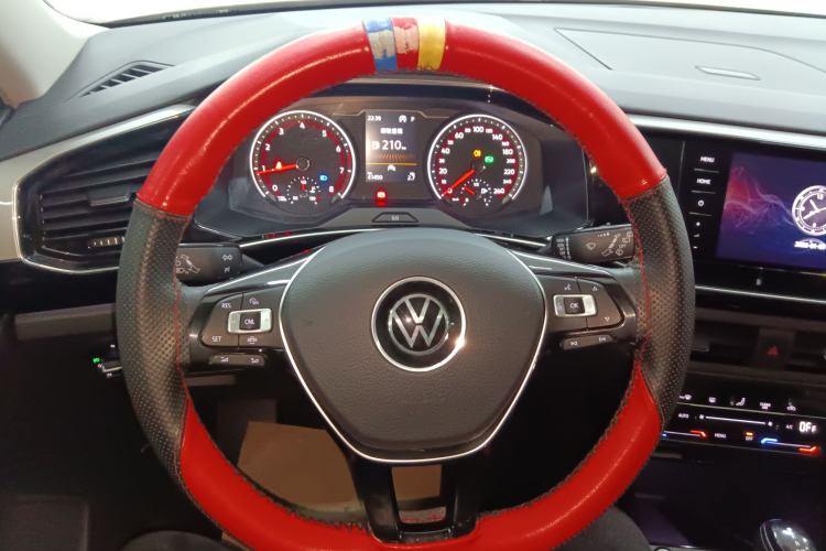 Used Volkswagen Tayron 2020 330TSI Two-Wheel Drive Luxury Smart Connectivity Version
