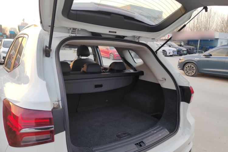 Used Roewe RX5 2019 20T Two-Wheel Drive Automatic 4G Connected Platinum Edition
