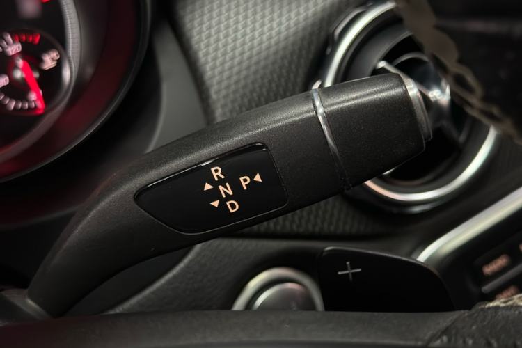 Used Mercedes-Benz GLA 2017 GLA 200 Fashion Model
