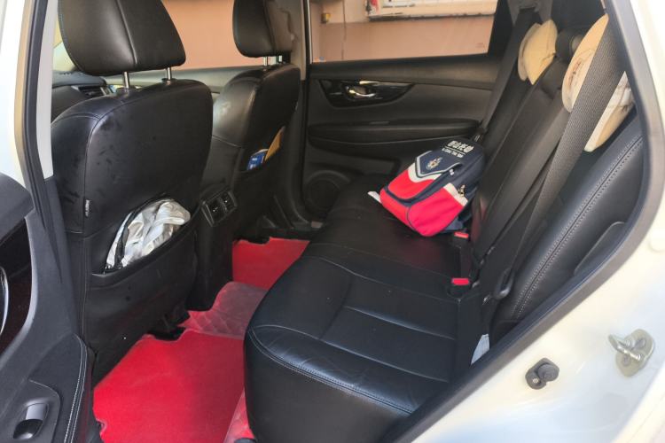 Used Nissan X-Trail 2019 2.0L CVT Smart Connect Comfort Edition 2WD
