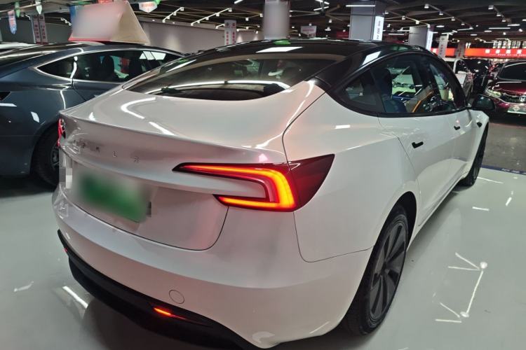 Used Tesla Model 3 2023 Rear-Wheel-Drive Version