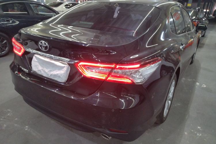 Used Toyota Camry 2019 Revised Version 2.0G Luxury Edition

