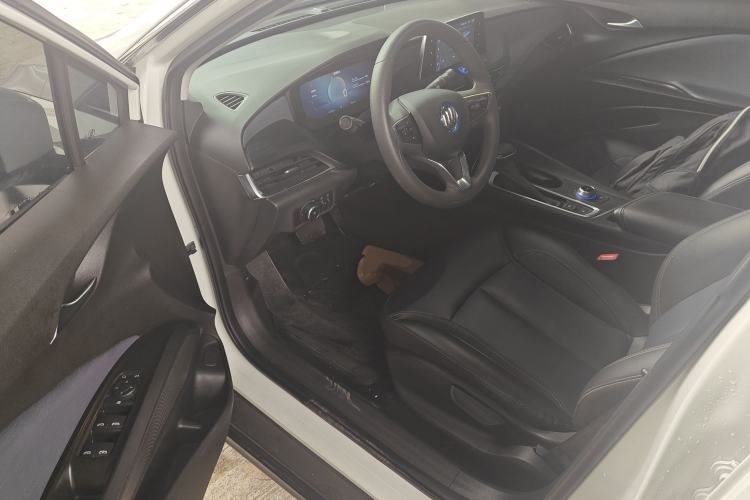 Used Buick Velite 6 2023 430km Range Commuter Version
