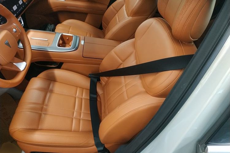 Used Deepal S09 2025 Four-Wheel Drive Ultra+ Custom Edition
