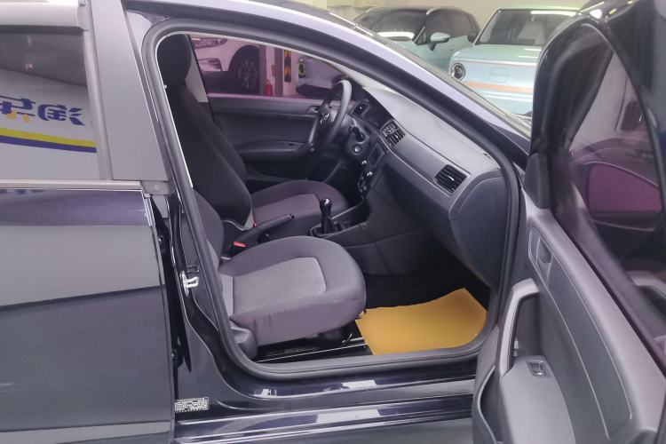 Used Volkswagen Santana 2019 1.5L Manual Fashion Edition China VI Standard