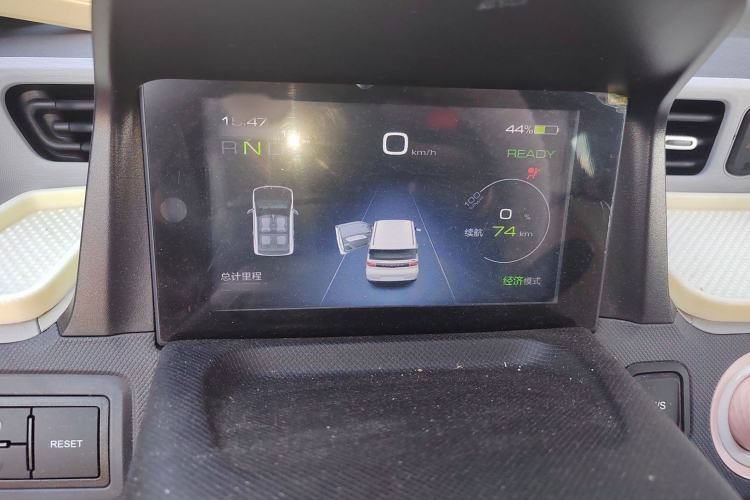 Used Wuling Hongguang MINIEV 2021 Macaron Premium Model – Lithium Iron Phosphate
