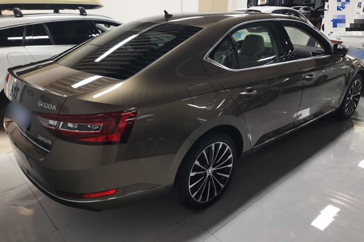 Used Skoda Superb 2016 TSI330 DSG Smart Drive Edition
