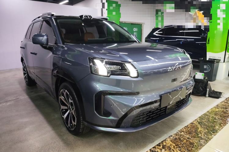 Used AION V 2024 Aion Tyrannosaurus 650 LiDAR Edition
