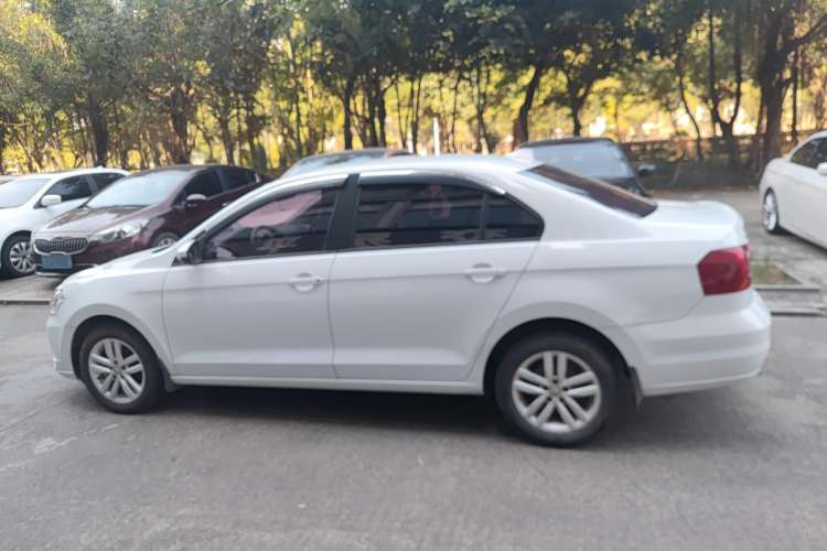 Used Volkswagen Jetta 2019 Dream Edition 1.5L Automatic Fashionable Version
