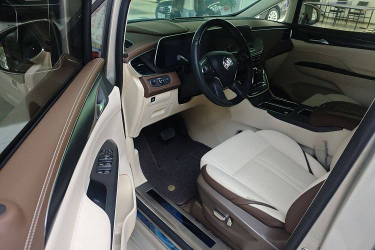 Used Buick GL8 2021 ES Landtrek 653T Comfort Edition
