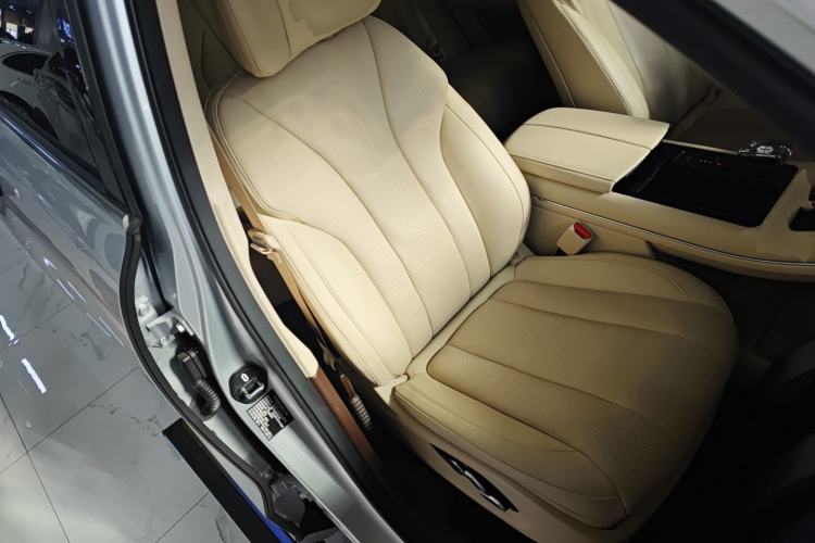 Used Hima AITO M7 2024 1.5T Rear-Drive Plus Version 5 Seats