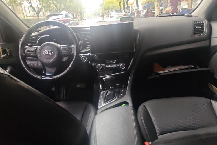 Used Kia K5 2015 2.0L Automatic LUX
