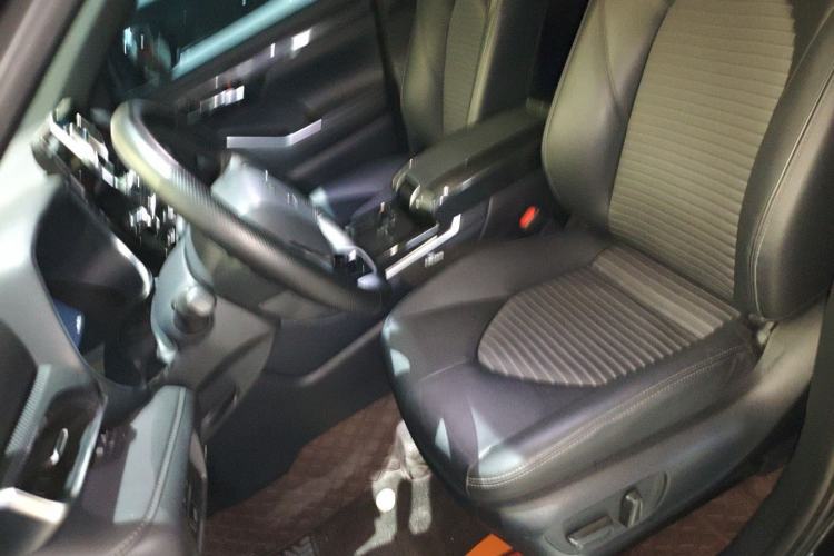 Used Toyota Crown Land Cruiser 2023 2.5L HEV Four-Wheel Drive Prestige Edition
