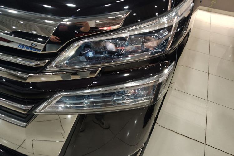 Used Toyota Vellfire 2019 Dual-Engine 2.5L HV Prestige Edition
