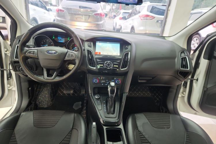 Used Ford Focus 2017 Hatchback EcoBoost 125 Automatic - Ultra-Powerful Style Edition with Smart Drive Features