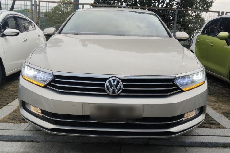 Used Volkswagen Magotan 2019 330TSI DSG Luxury Model China V Standard
