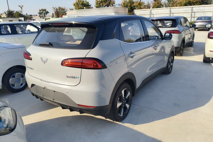 Used Wuling Bingo PLUS 2024 401 km Range 5-Seater Version
