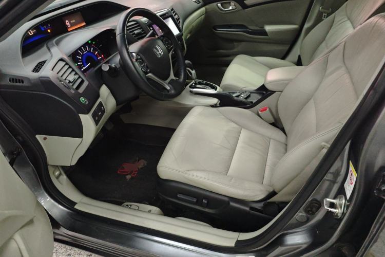 Used Honda Civic 2014 1.8L Automatic Luxury Edition
