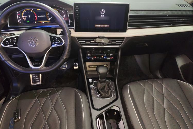 Used Volkswagen Tiguan L 2023 330TSI Automatic Two-Wheel Drive R-Line Enjoyment Edition
