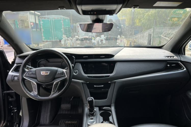 Used Cadillac XT5 2021 28T Luxury Version
