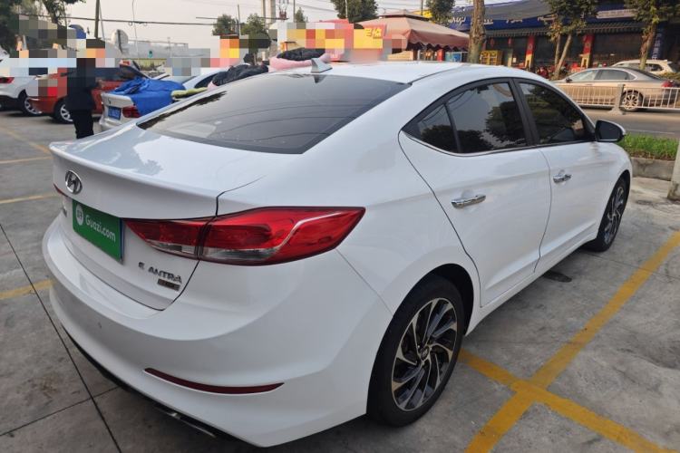 Used Hyundai Elantra 2019 1.4T Dual-Clutch Xuan Dong · Dynamic Model
