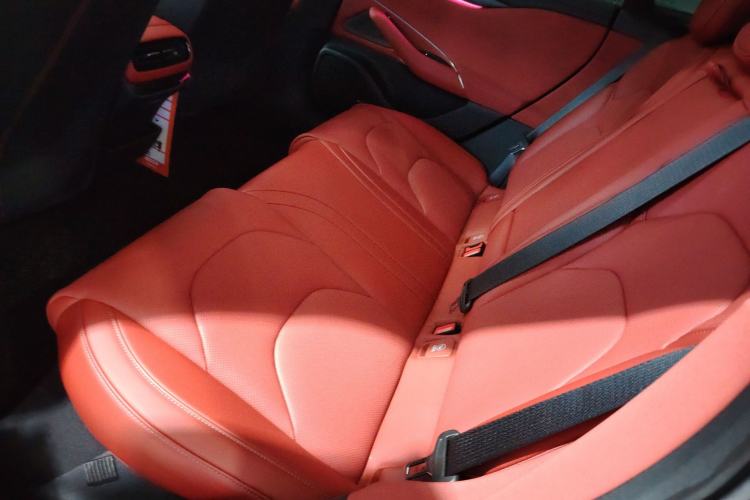 Used  SU7 2024 Four-Wheel Drive Ultra-Long Range Advanced Intelligent Driving Max Edition
