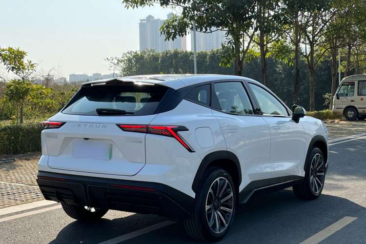 Used Jetour Dashing i-DM 2023 1.5T DHT Lightning 02

