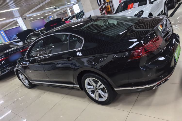 Used Volkswagen Magotan 2025 Zhongxiang Version 280TSI DSG Comfort Edition
