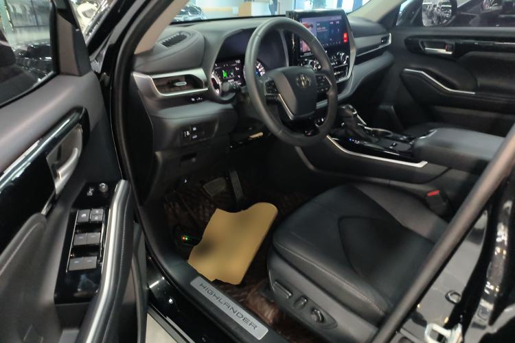 Used Toyota Highlander 2023 2.5L Smart Electric Hybrid Dual-Engine Four-Wheel Drive Prestige Version – 7 Seats