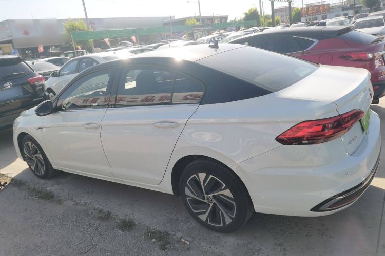 Used Volkswagen Bora 2023 300TSI DSG Prestige Edition
