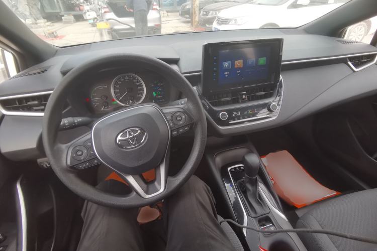 Used Toyota Levin 2022 Dual-Motor 1.8H E-CVT Leading Edition
