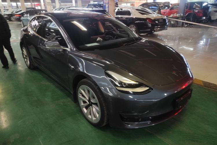 Used Tesla Model 3 2019 Long-Range Rear-Wheel-Drive Version
