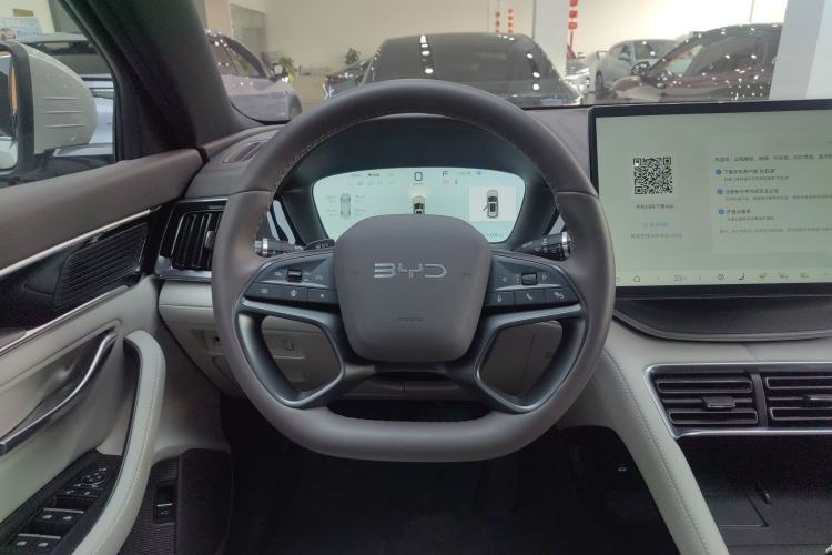 Used BYD Song PLUS New Energy 2025 EV Intelligent Driving Version 520km Premium Model
