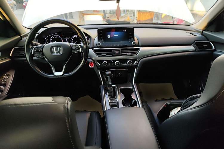 Used Honda Accord 2018 260TURBO Elite Edition China VI