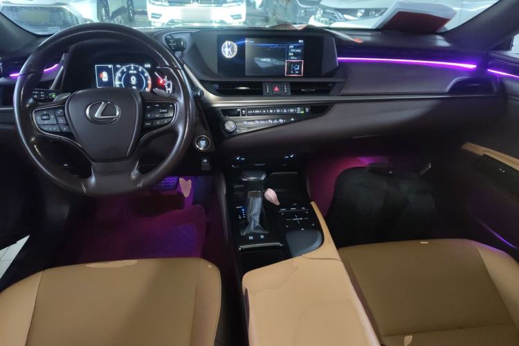 Used Lexus ES 2020 200 Excellence Edition