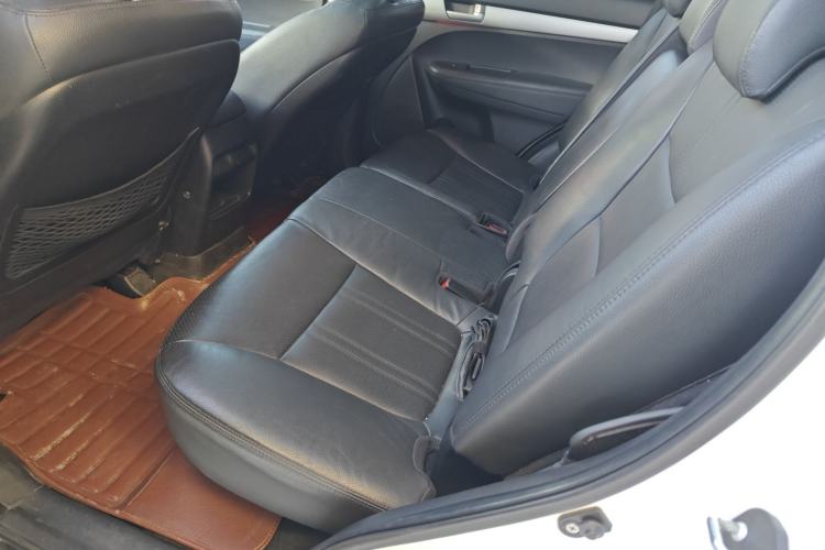 Used Kia Sorento 2013 2.4L 5-Seater Gasoline Luxury Version China IV Standard
