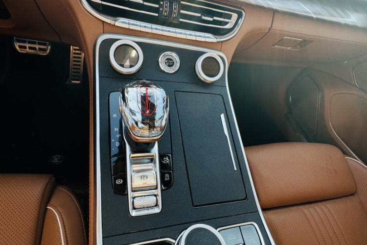 Used Hongqi H9 2020 2.0T Smart Connect Flagship Edition
