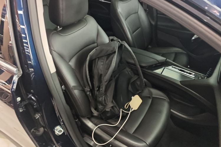 Used Buick Enclave 2020 28T Two-Wheel Drive Luxury Version
