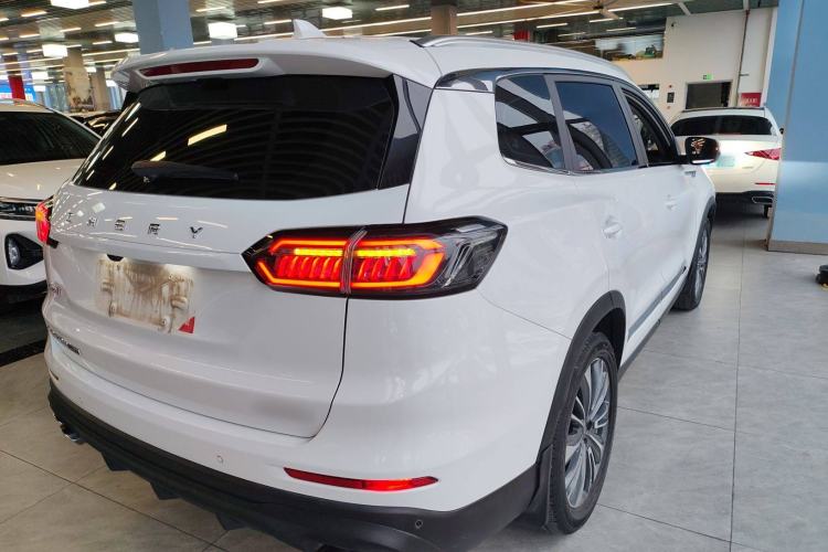 Used Chery Tiggo 8 PLUS 2024 Champion Edition 390TGDI DCT Bold Edition 5-Seater