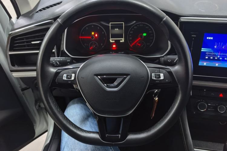 Used Jetta VS7 2023 280TSI Automatic Trend Edition
