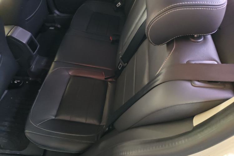 Used Volkswagen Lavida 2015 1.6L Automatic Comfort Edition
