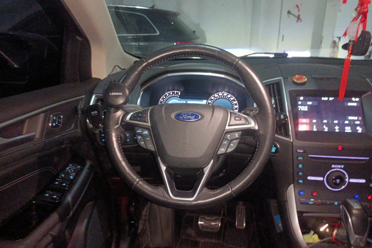 Used Ford Edge 2016 EcoBoost 245 Four-Wheel Drive Titanium 7-Seater
