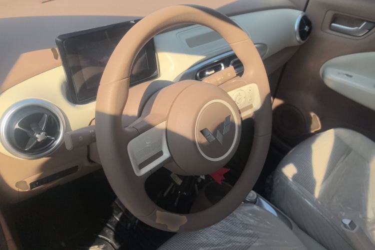 Used Wuling Hongguang MINIEV 2025 Four-Door Version Advanced Edition