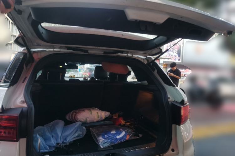 Used Land X7 2015 2.0T Panoramic Prestige Edition
