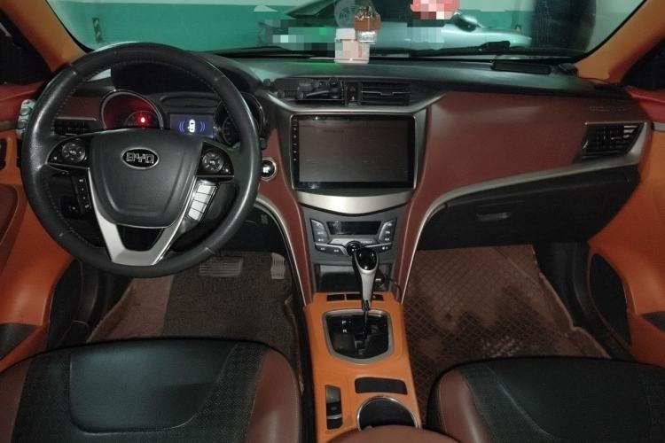 Used BYD G5 2014 1.5TID Automatic Flagship Model